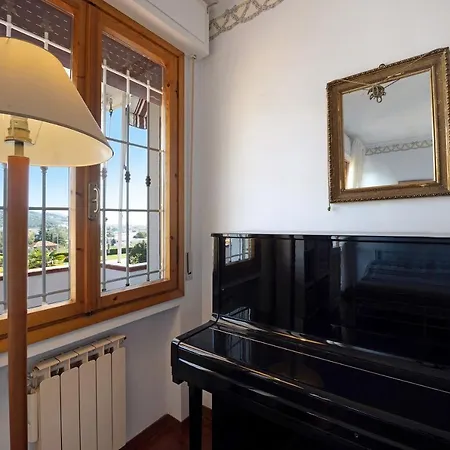 Casa Di Oleg Holiday home Diano Castello
